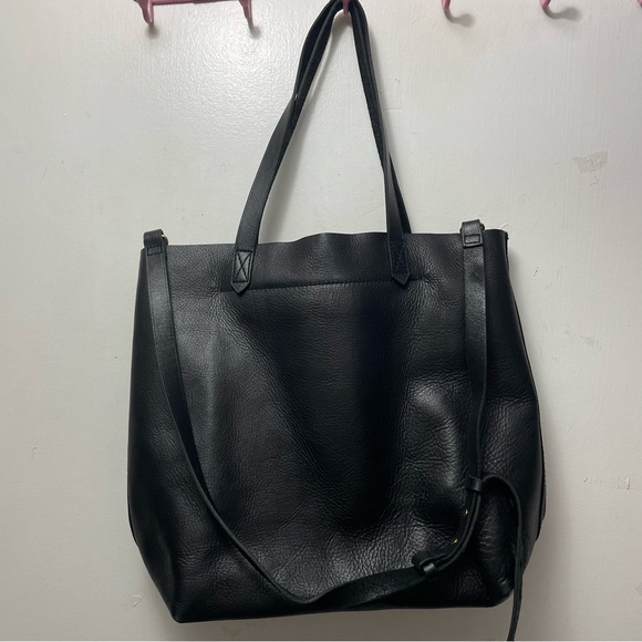 The Medium Transport Tote - Picture 5 of 9